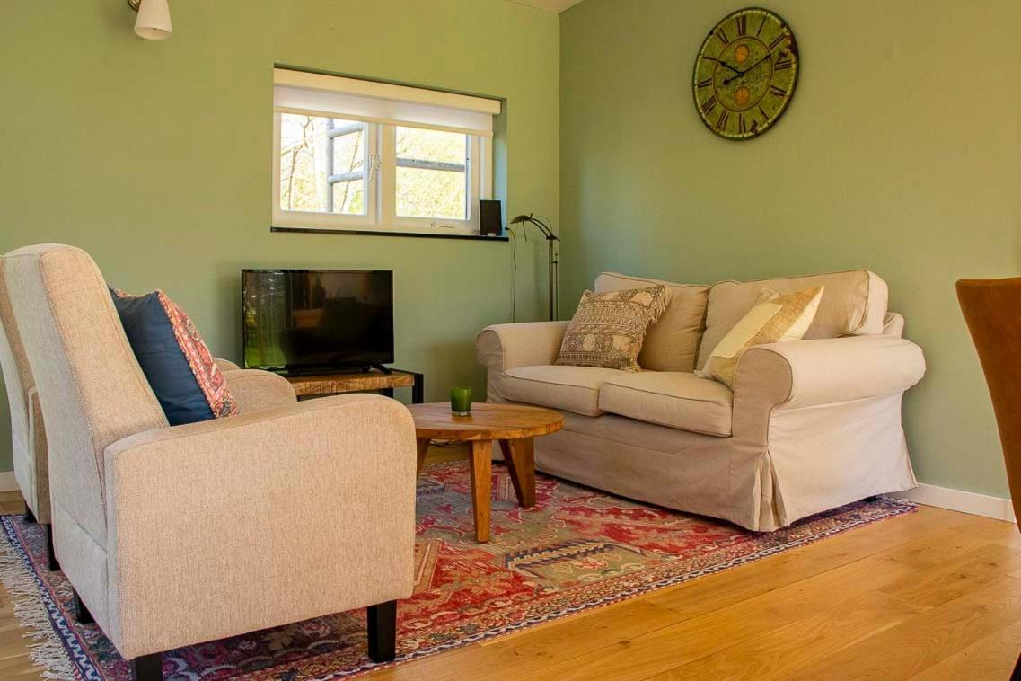 Farmhouse Lodge คีทโฮร์น ภายนอก รูปภาพ